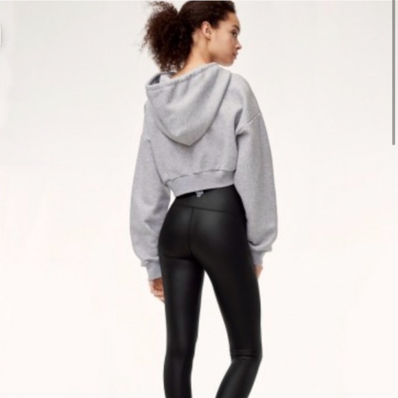 ARITZIA TNA THE SUPER CROP HOODIE - Picture 2 of 12